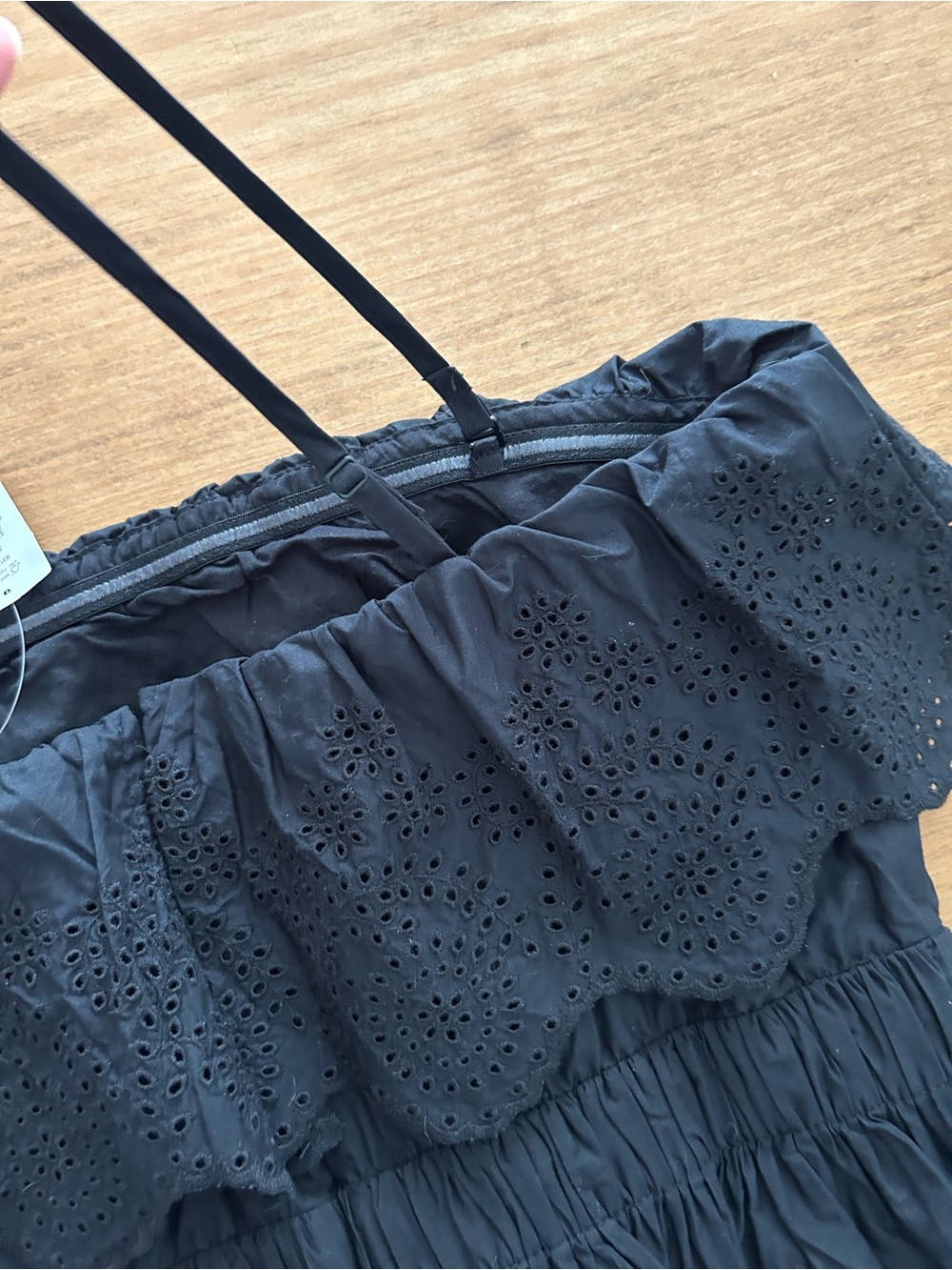 GAP Poplin Eyelet Ruffle Top - Picture 7 of 12